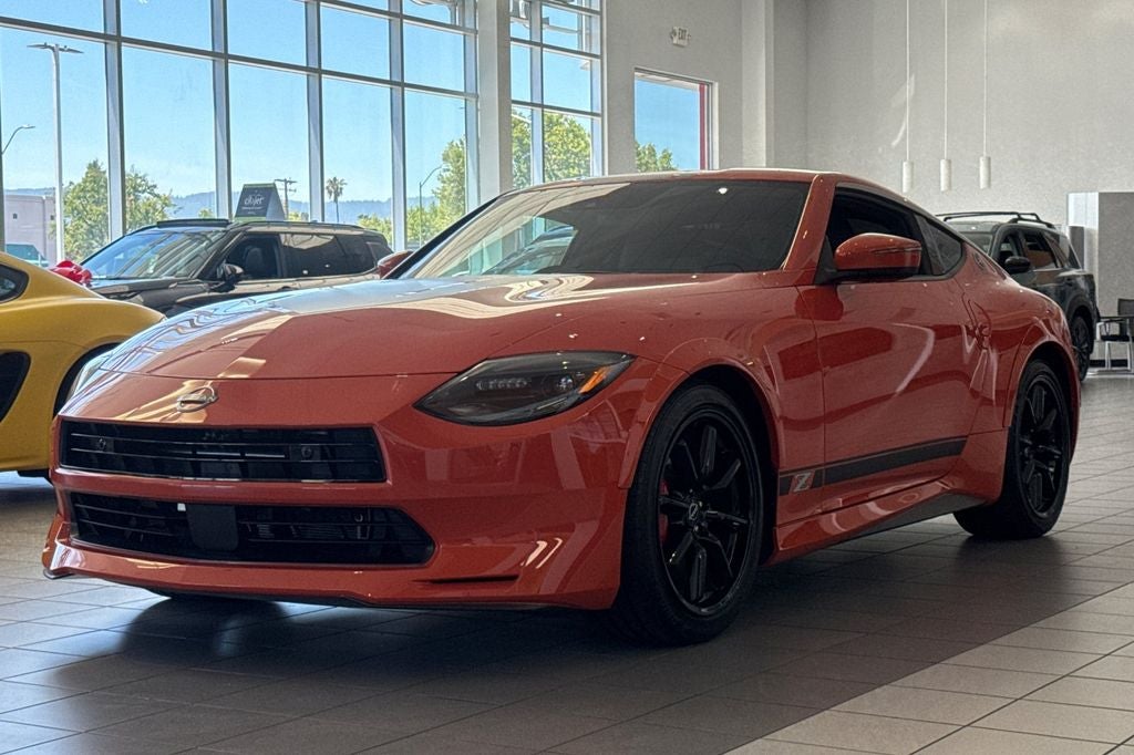 2024 Nissan Z HERITAGE