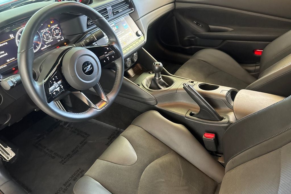 2024 Nissan Z HERITAGE