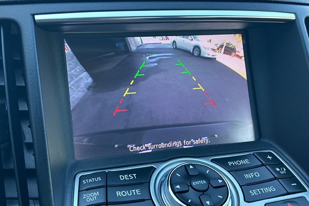 2015 INFINITI Q40 Base