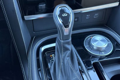 2024 INFINITI QX80 Premium Select