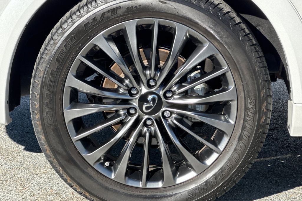 2024 INFINITI QX80 Premium Select