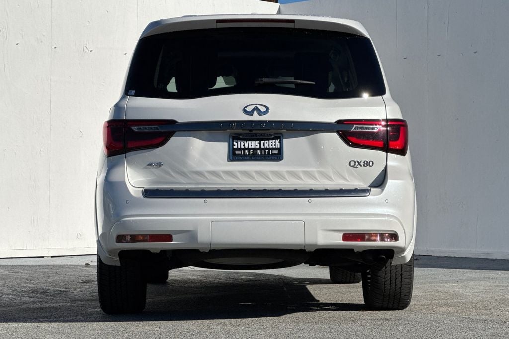 2024 INFINITI QX80 Premium Select