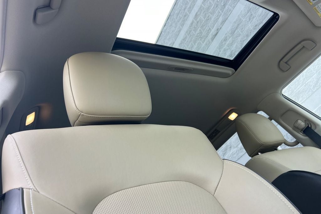 2023 INFINITI QX80 Premium Select