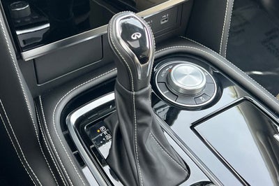 2023 INFINITI QX80 Premium Select