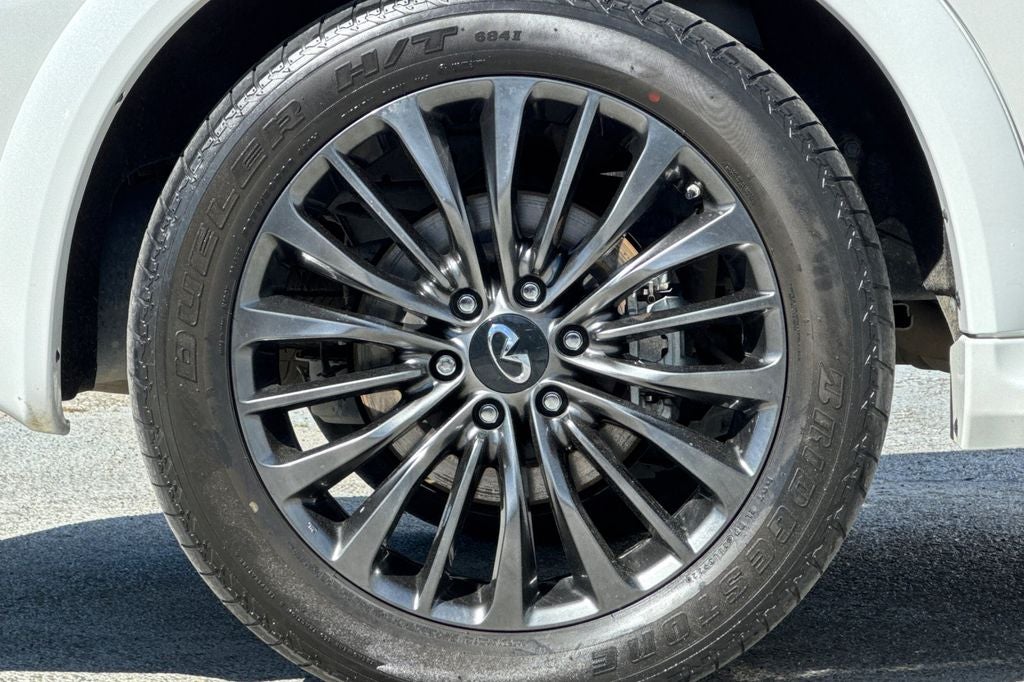 2023 INFINITI QX80 Premium Select