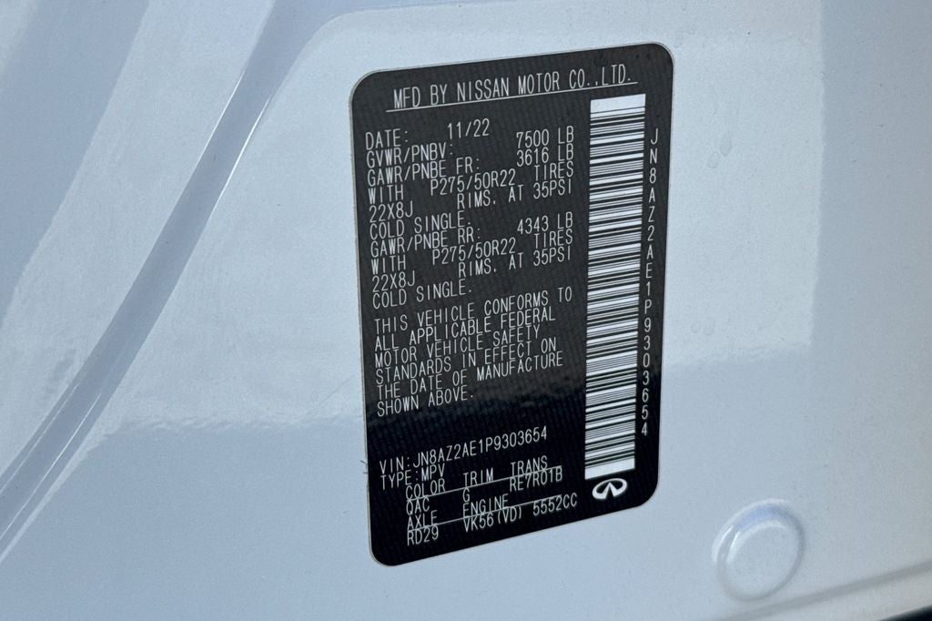 2023 INFINITI QX80 Premium Select