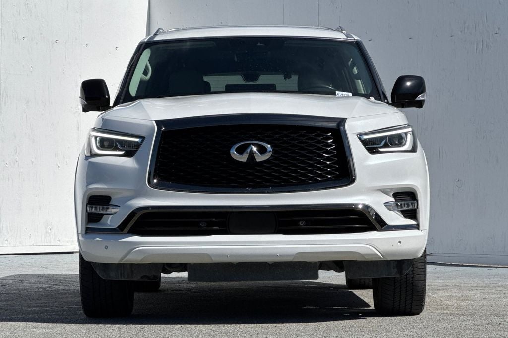 2023 INFINITI QX80 Premium Select