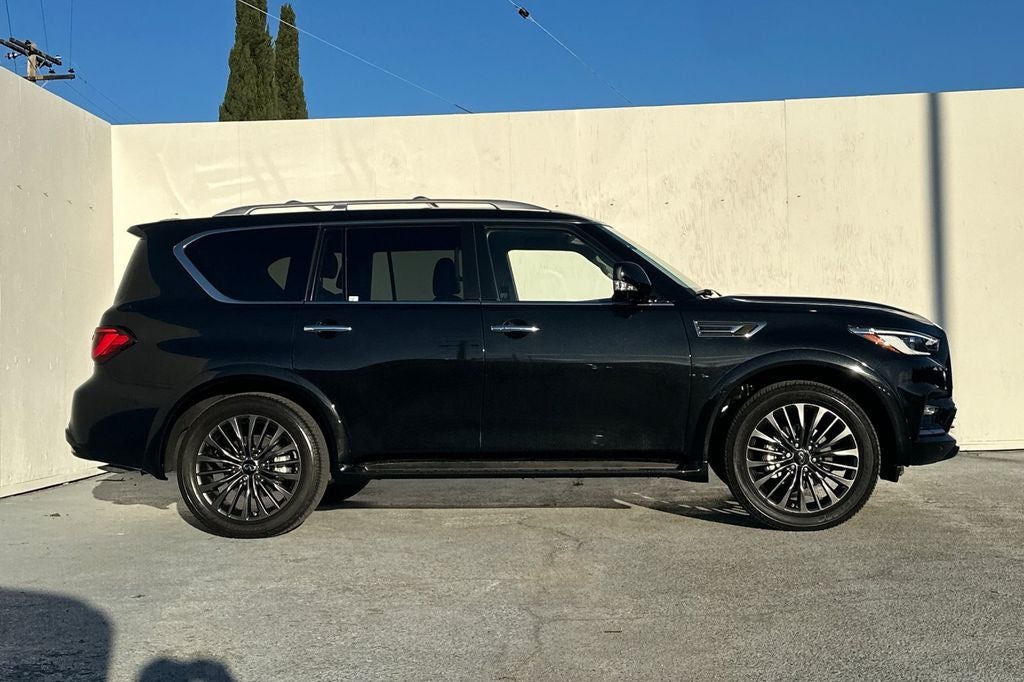 2024 INFINITI QX80 Premium Select
