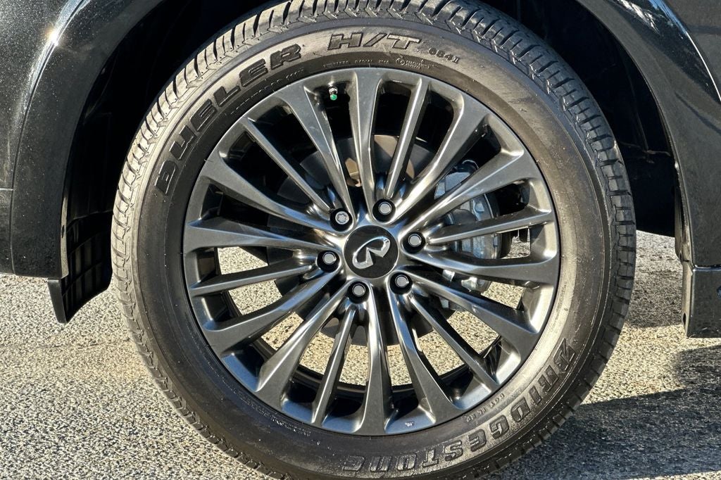 2024 INFINITI QX80 Premium Select