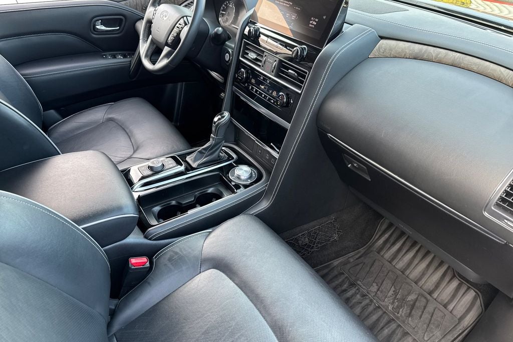 2024 INFINITI QX80 Premium Select