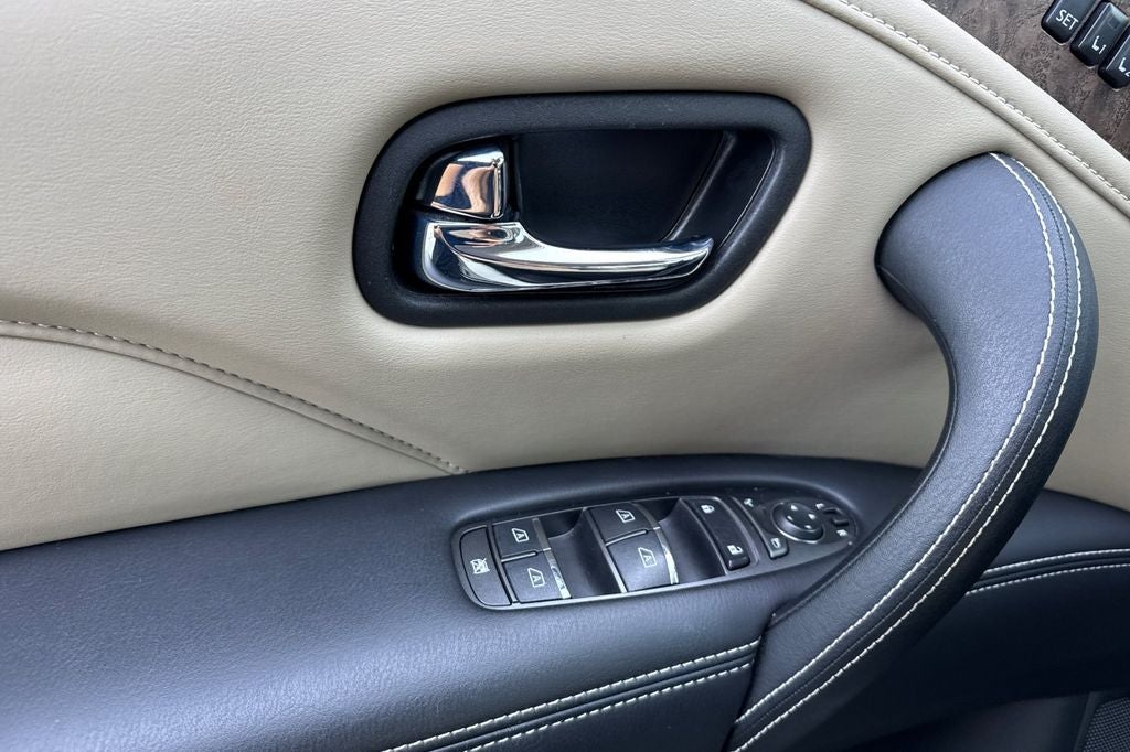2024 INFINITI QX80 Premium Select