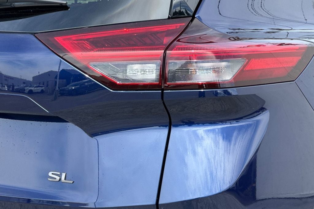 2025 Nissan Rogue SL