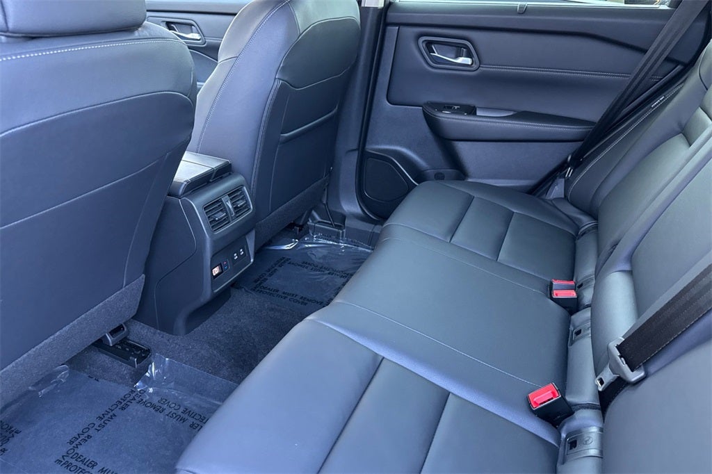 2025 Nissan Rogue SL CERTIFIED