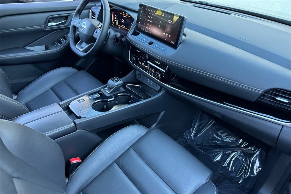 2025 Nissan Rogue SL CERTIFIED