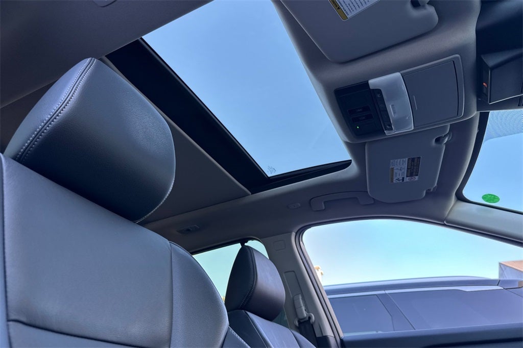 2025 Nissan Rogue SL CERTIFIED