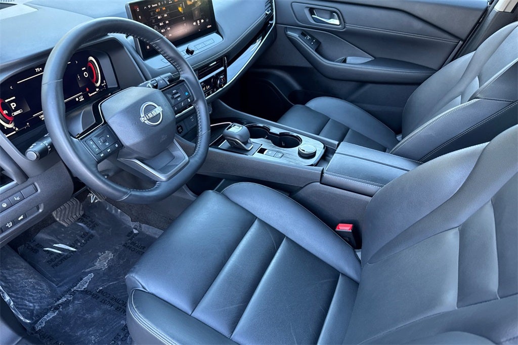 2025 Nissan Rogue SL CERTIFIED