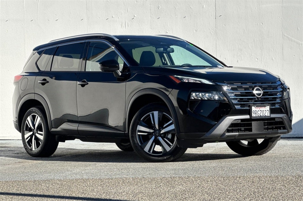 2025 Nissan Rogue SL CERTIFIED