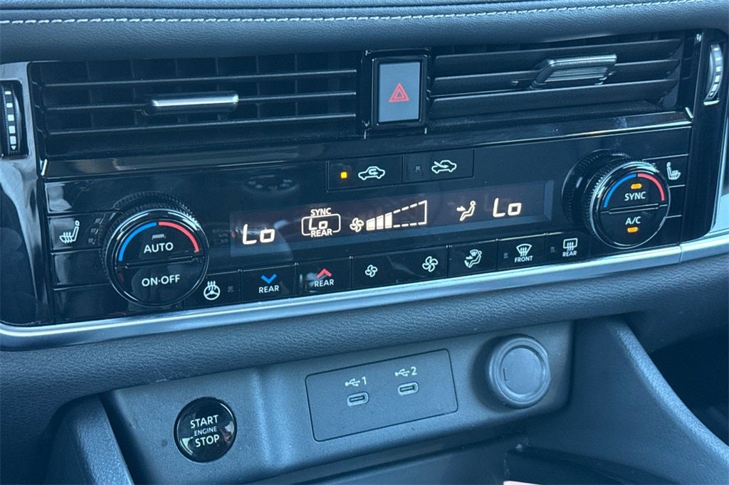 2025 Nissan Rogue SL CERTIFIED