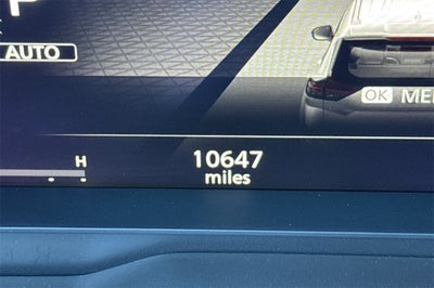 2025 Nissan Rogue SL CERTIFIED