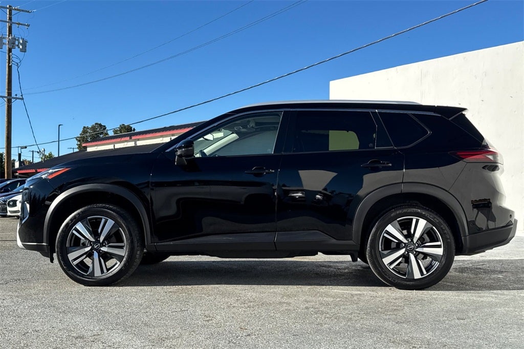 2025 Nissan Rogue SL CERTIFIED