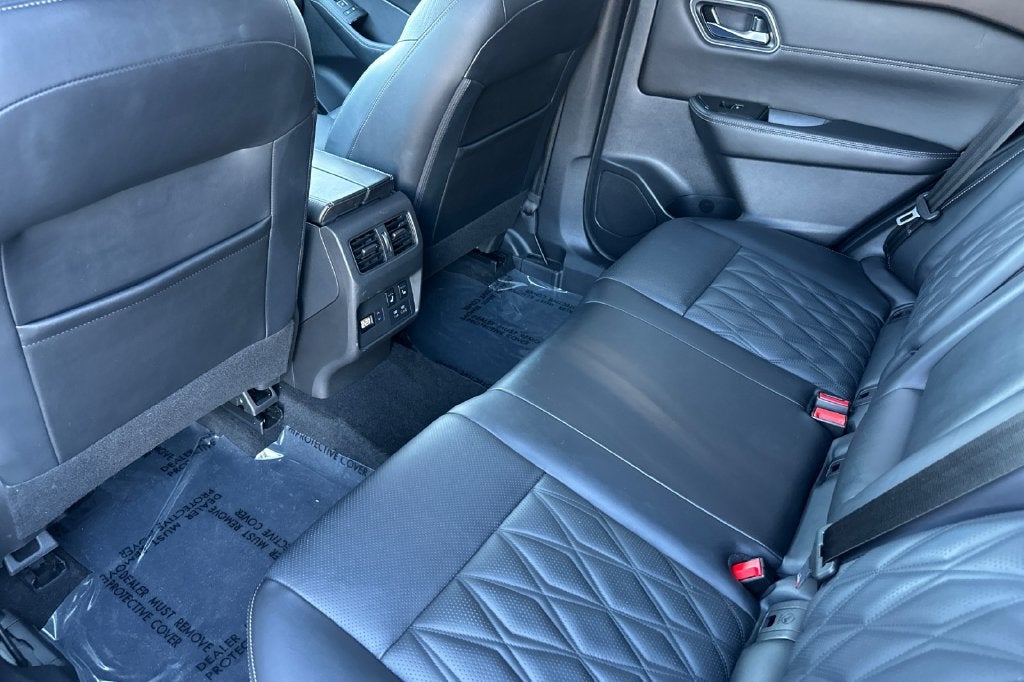 2022 Nissan Rogue Platinum