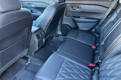 2022 Nissan Rogue Platinum