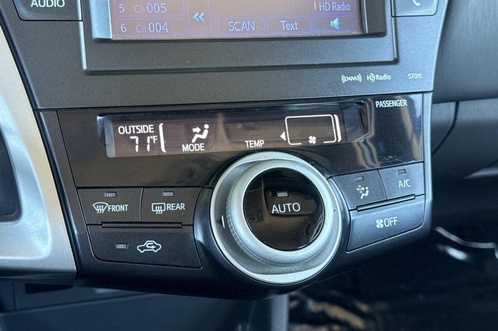 2014 Toyota Prius v Three