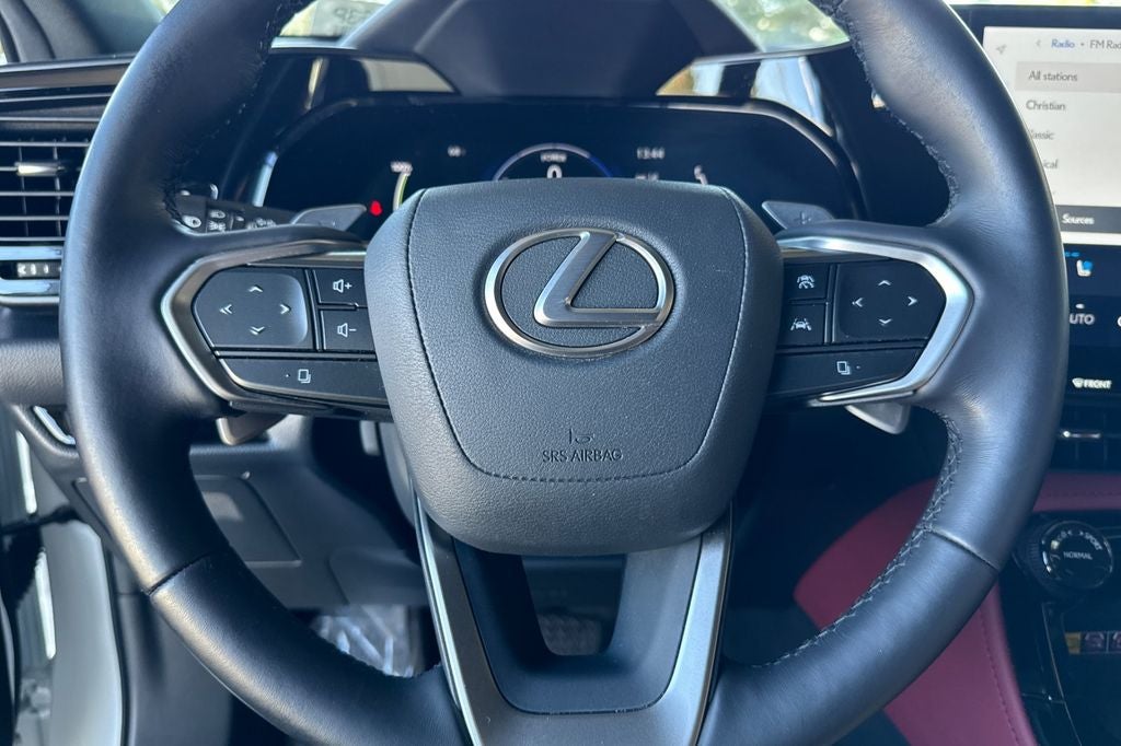 2023 Lexus NX 450h+ Luxury