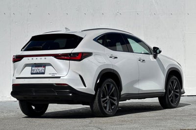 2023 Lexus NX 450h+ Luxury