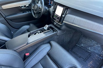 2022 Volvo S90 B6 Inscription