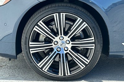 2022 Volvo S90 B6 Inscription