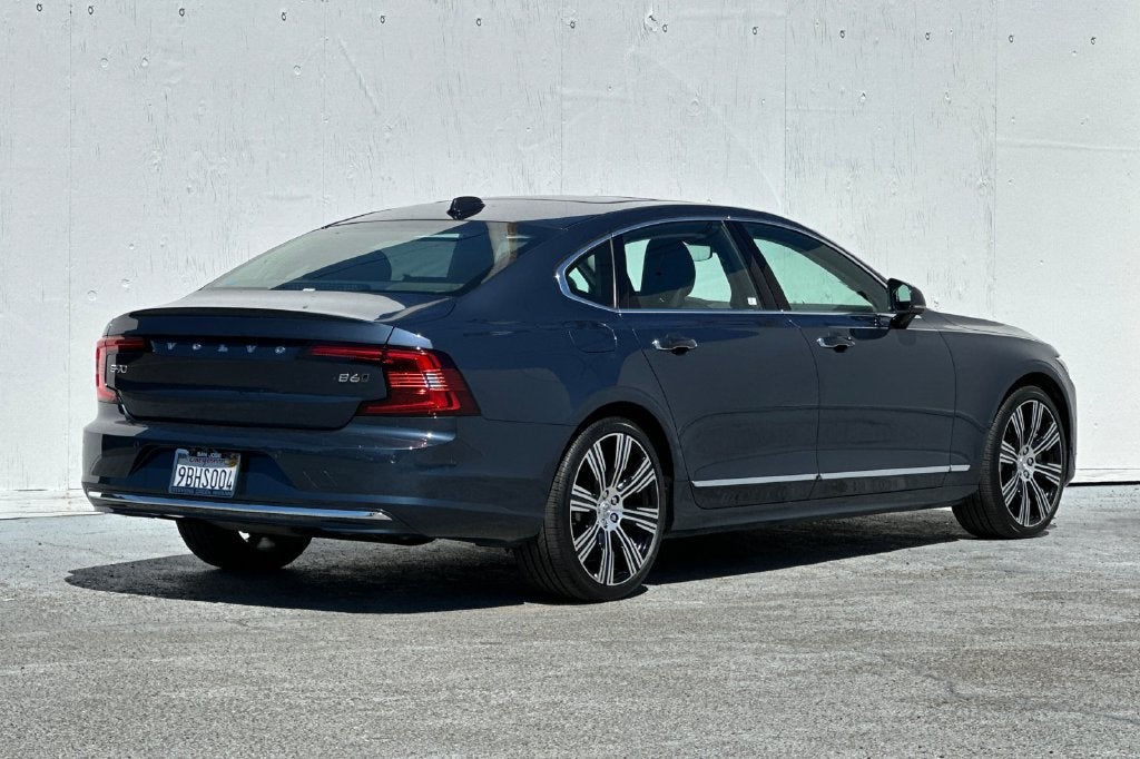 2022 Volvo S90 B6 Inscription