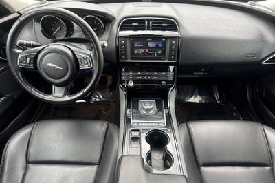 2017 Jaguar XE 35t Premium
