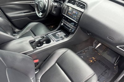 2017 Jaguar XE 35t Premium