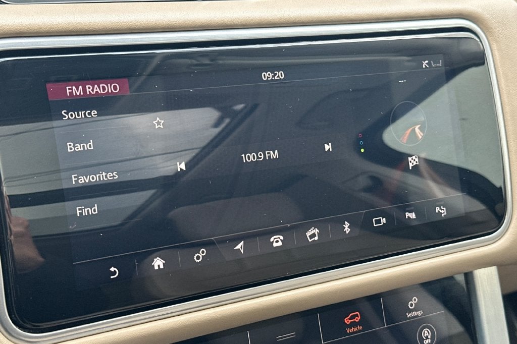 2020 Land Rover Range Rover Hybrid HSE