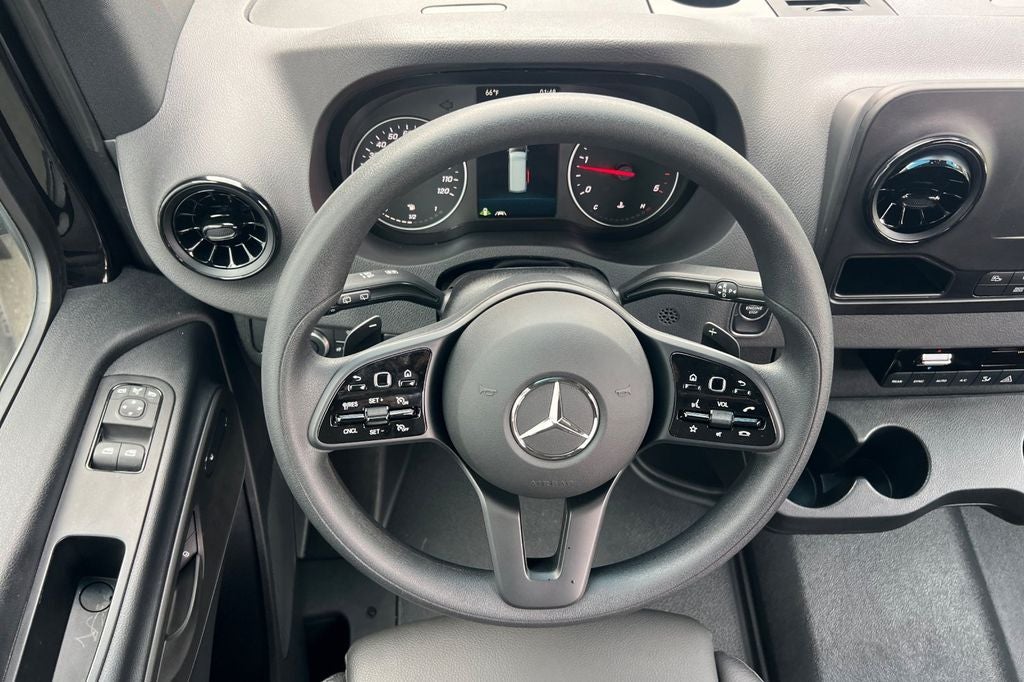 2024 Mercedes-Benz Sprinter 2500 Passenger 170 WB High Roof