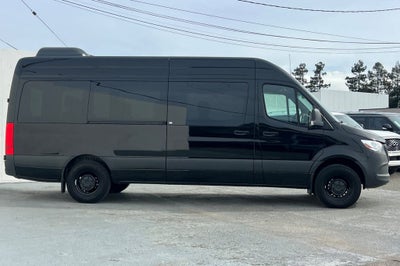 2024 Mercedes-Benz Sprinter 2500 Passenger 170 WB High Roof