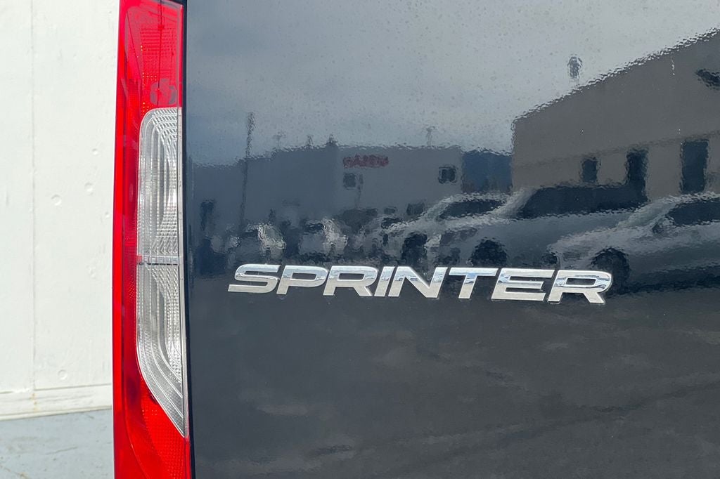 2024 Mercedes-Benz Sprinter 2500 Passenger 170 WB High Roof