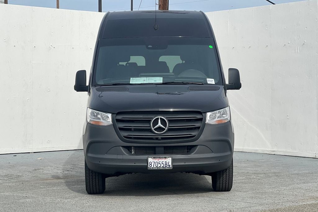 2024 Mercedes-Benz Sprinter 2500 Passenger 170 WB High Roof