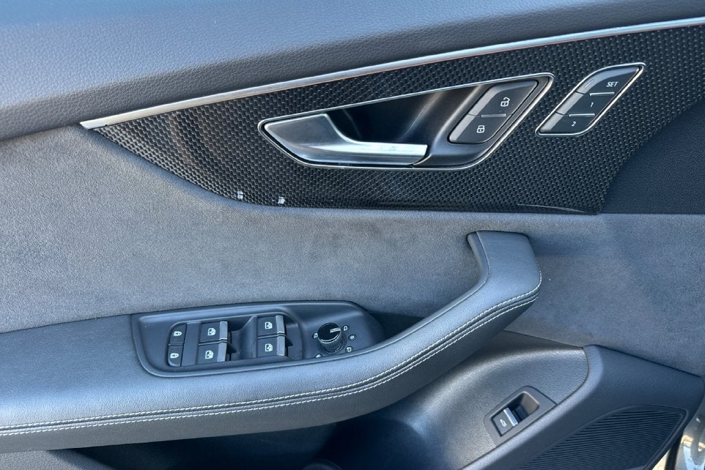2023 Audi SQ8 4.0T Prestige quattro