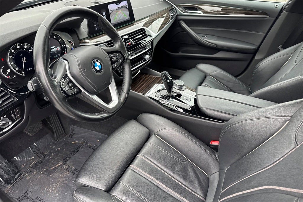 2018 BMW 5 Series 540i