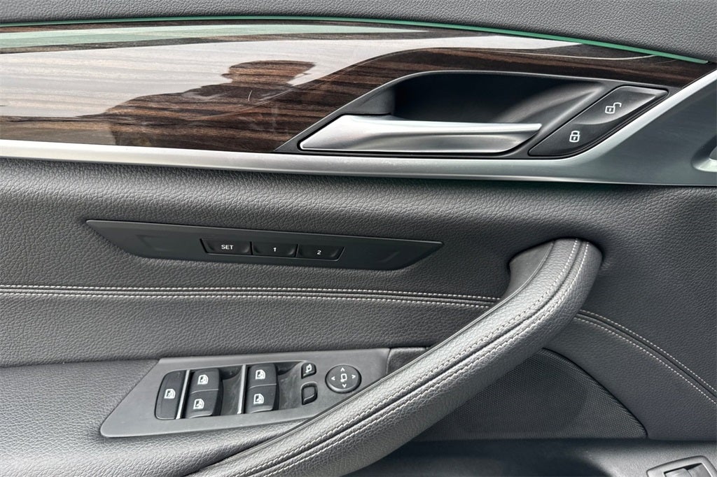 2018 BMW 5 Series 540i