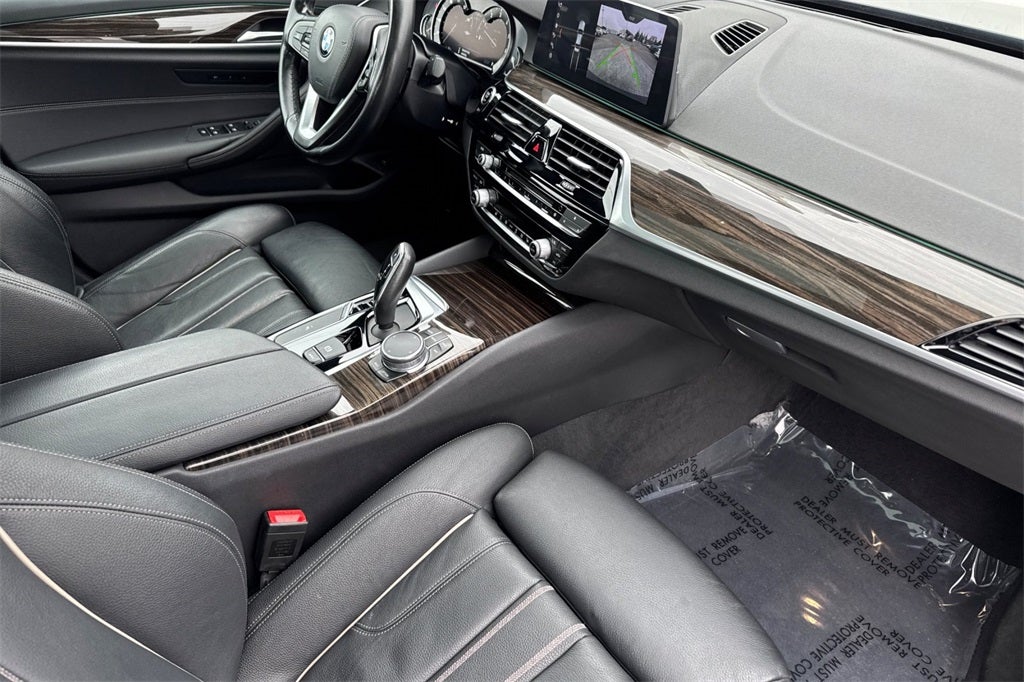 2018 BMW 5 Series 540i