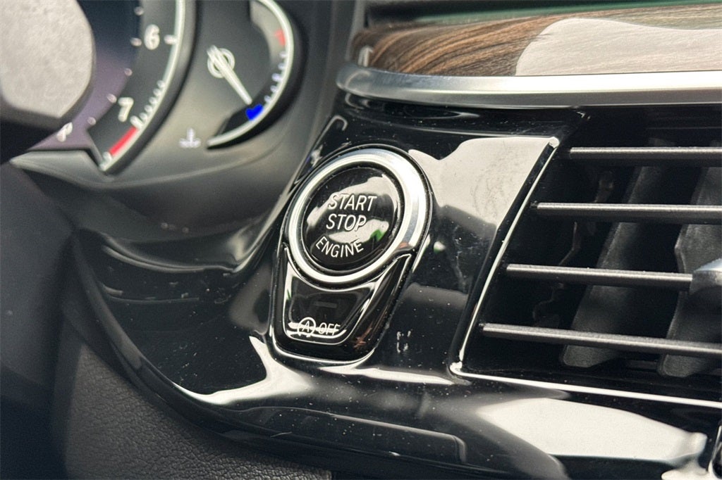 2018 BMW 5 Series 540i