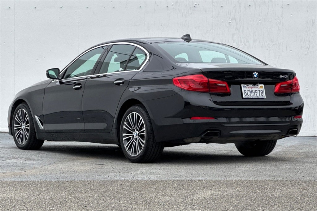2018 BMW 5 Series 540i
