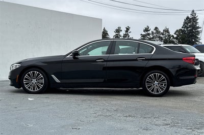 2018 BMW 5 Series 540i
