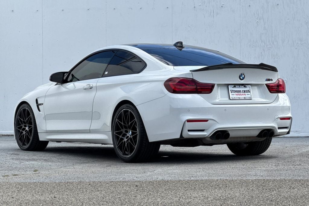 2020 BMW M4 .