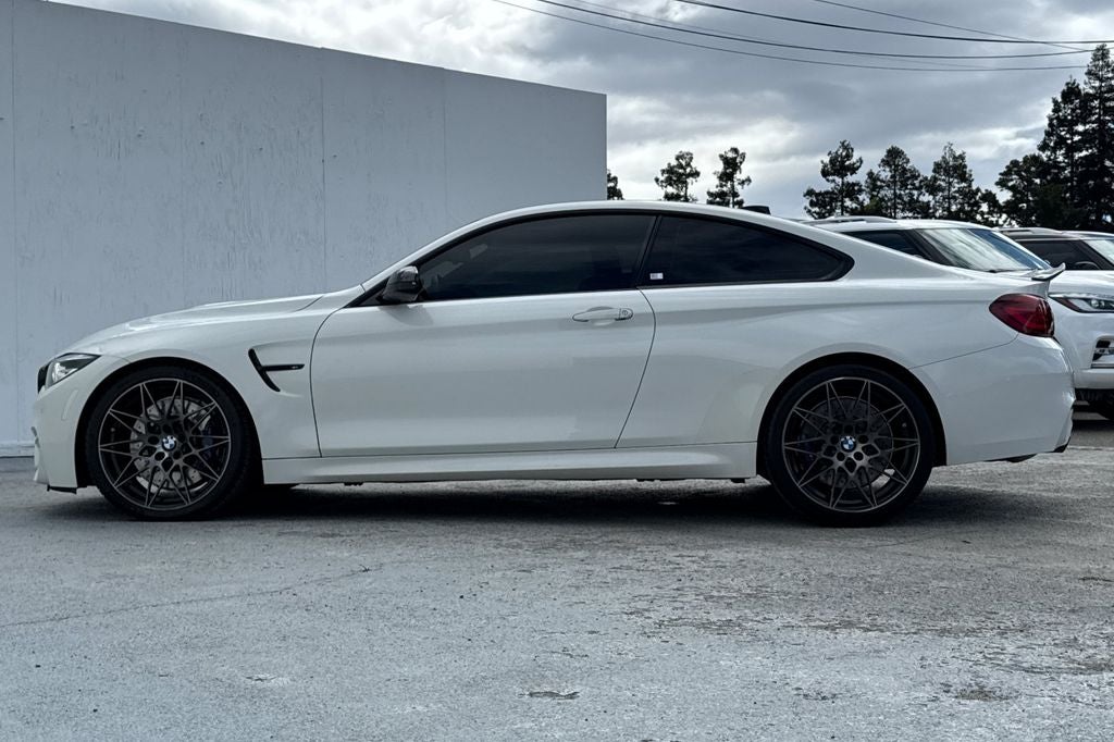 2020 BMW M4 .