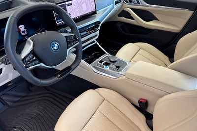 2025 BMW i4 eDrive40
