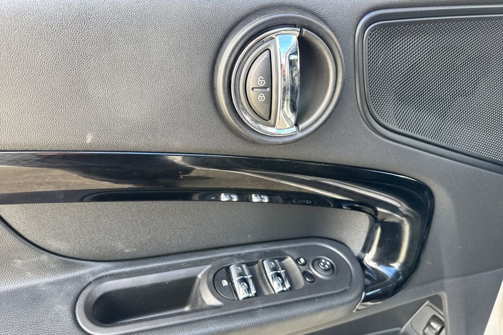 2022 MINI Cooper S Countryman Signature